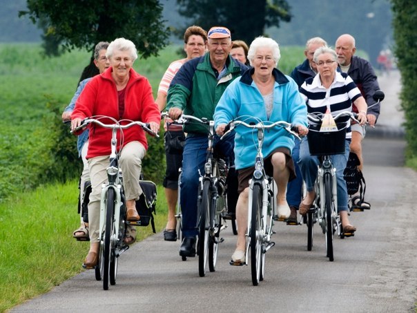 Прокат велосипедов в СПб, велосипеды для пожилых людей, занятия спортом в пожилом возрасте